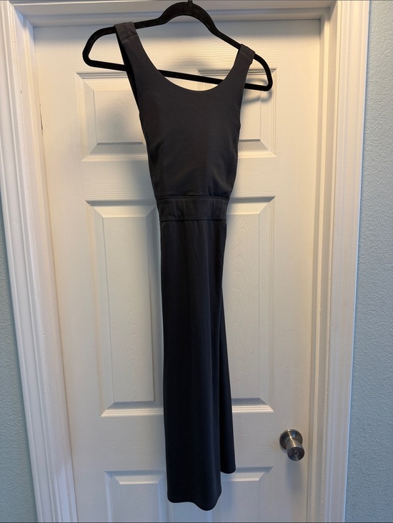 Athleta Dresses & Skirts - Athleta Black Sleeveless Maxi with Scoop Neck